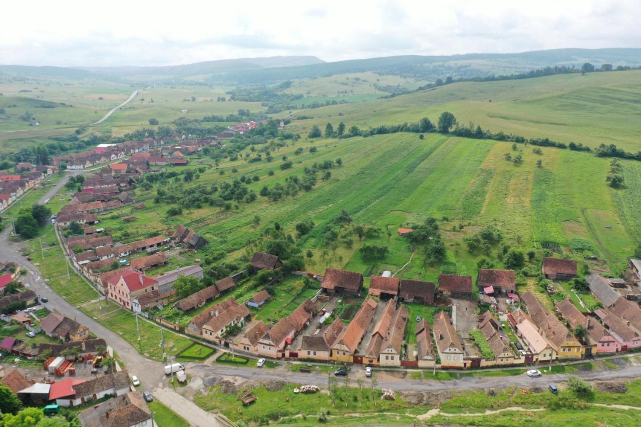 Convivium Transilvania Crit Экстерьер фото